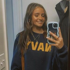 Meet your Posher, Ragan